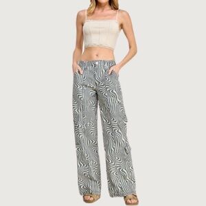 NWT Miss Love Printed Wide Leg Cargo Pant Y2K Retro Style